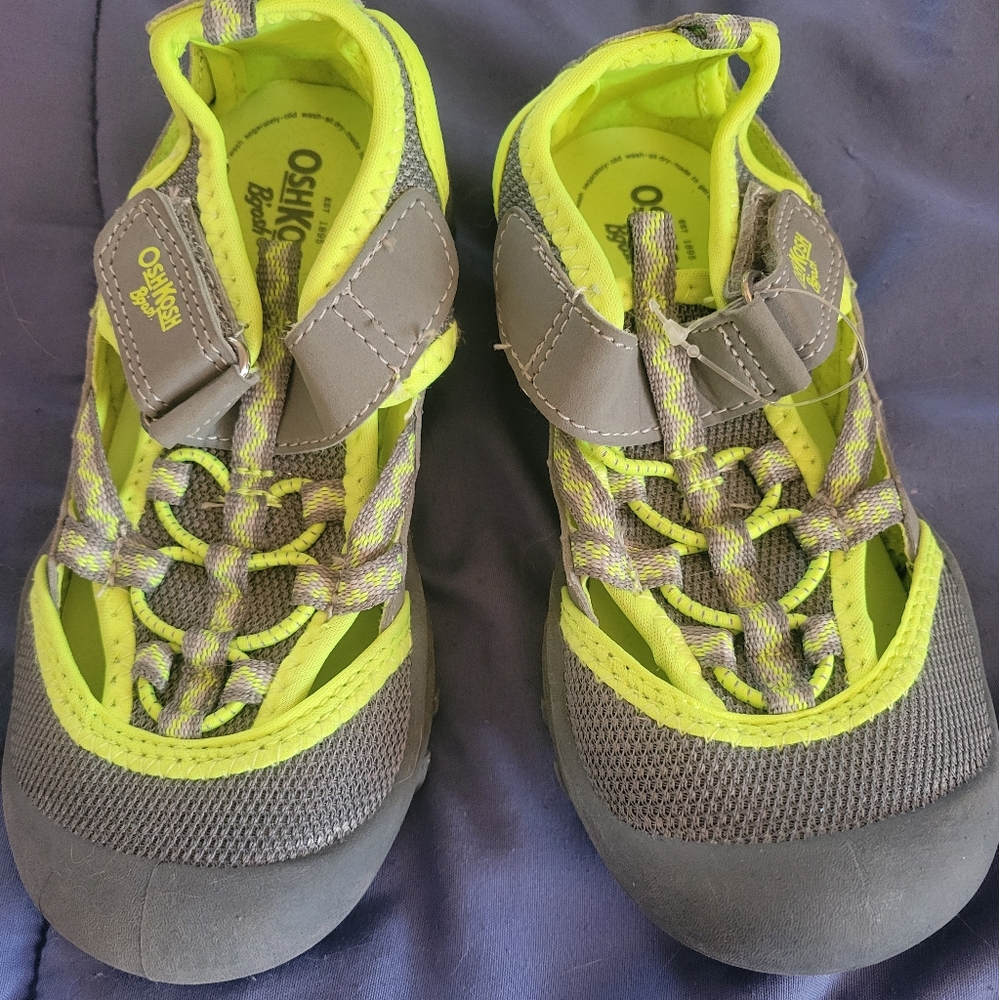 OshKosh Sandals